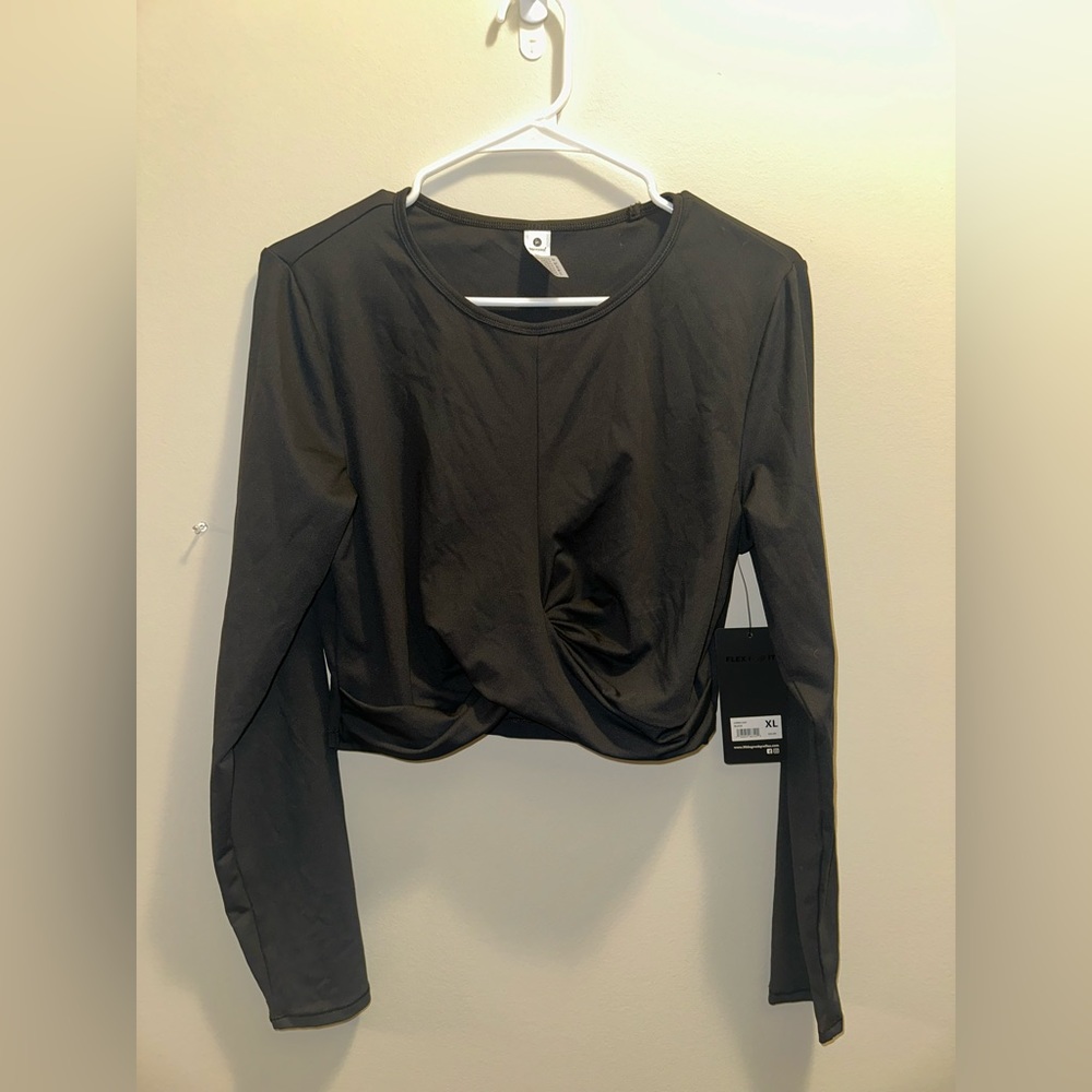 90 degree workout top
